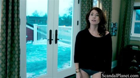 jewell staite nude|Jewel Staite Breasts, Underwear Scene in The Wrong Bed:。